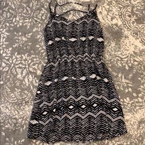 Geometric sundress with strappy back!!